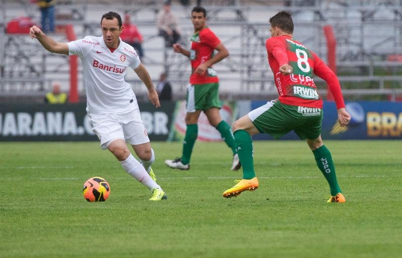 Volante Josimar dever&aacute; atuar no Palmeiras at&eacute; o final da temporada