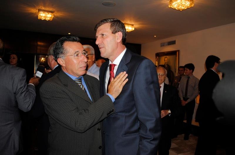 Valdeci (E) diz n&atilde;o considerar PDT, de Gilmar Sossella, oposi&ccedil;&atilde;o ao governo