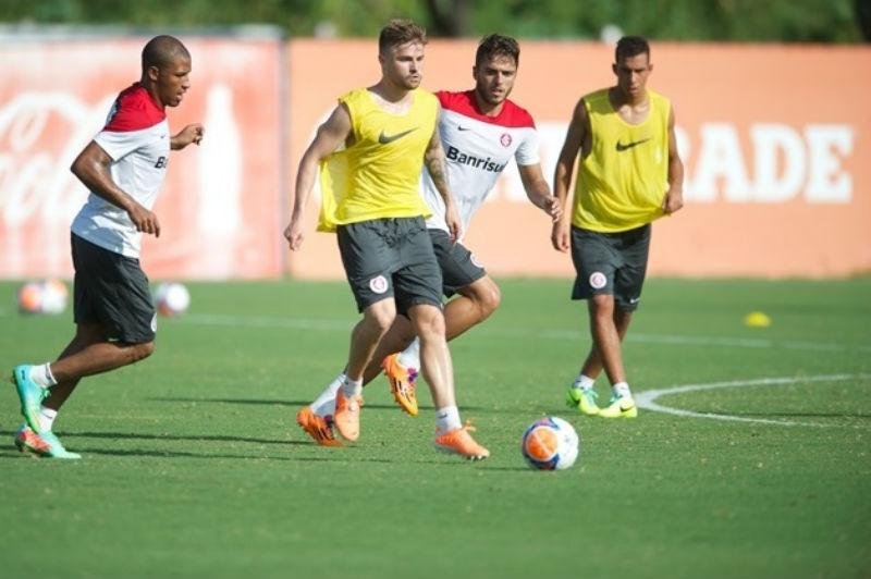 Atacante Sasha ganhar&aacute; chance na equipe contra o Pelotas