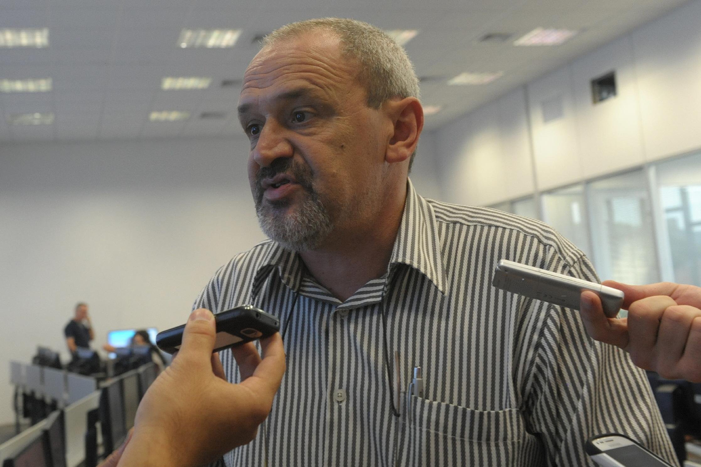 Cappellari alega ter sido amea&ccedil;ado