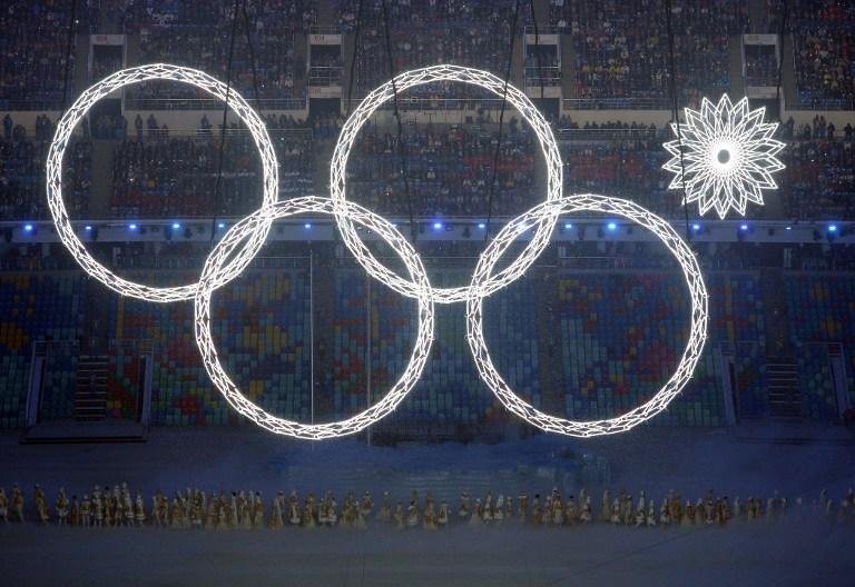 Falha no come&ccedil;o da cerim&ocirc;nia fez com que o anel que representa a Am&eacute;rica n&atilde;o acendesse completamente