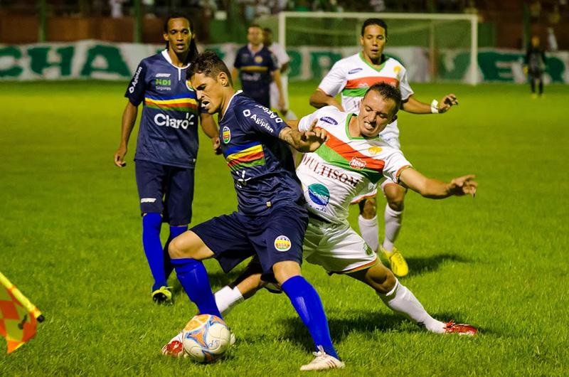 Veran&oacute;polis vence o S&atilde;o Paulo por 4 a 2 na rodada das viradas