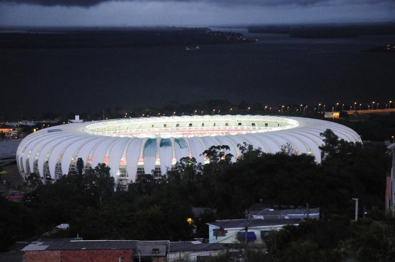 Inter finaliza check-in para jogo com o Caxias em pouco mais de uma hora