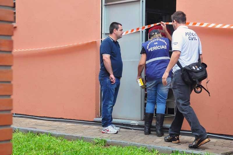 Propriet&aacute;rio de mercado e assaltante foram mortos a tiros