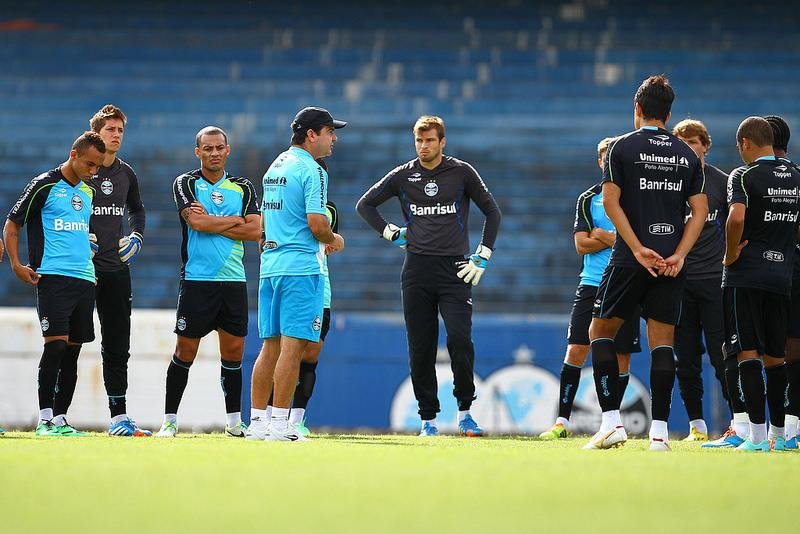 Gr&ecirc;mio vai enfrentar o Esportivo neste domingo, &agrave;s 16h, em Bento Gon&ccedil;alves