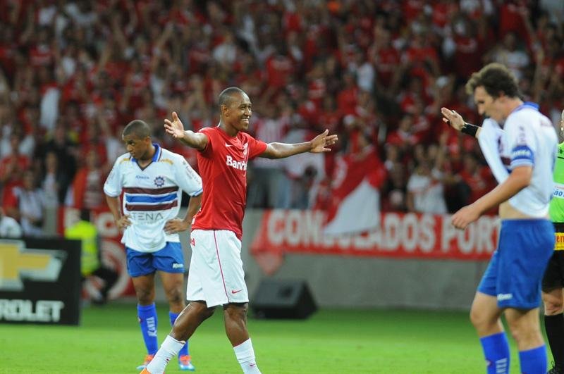 Fabr&iacute;cio marcou quatro gols na temporada