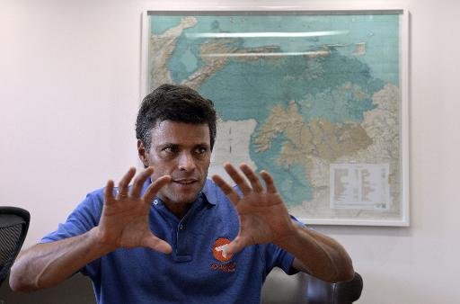 Leopoldo L&oacute;pez o acusado por Maduro de gerar caos na Venezuela