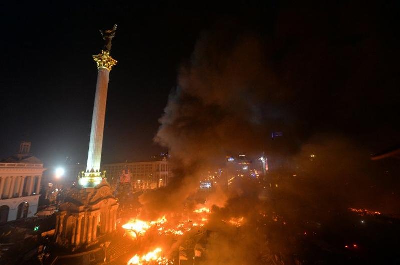 Mais de 300 feridos foram contabilizados pelo governo entre policiais e manifestantes