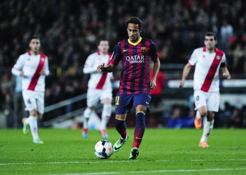 Contrata&ccedil;&atilde;o de Neymar gera pol&ecirc;mica na Espanha