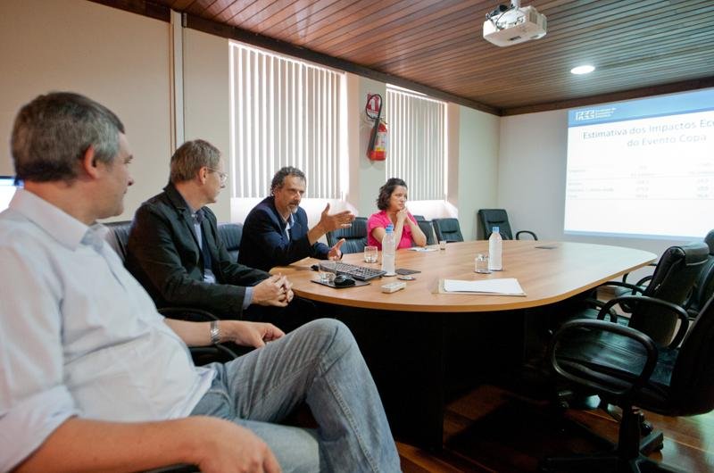 Secret&aacute;rio estadual Jo&atilde;o Motta, anunciou que o governo buscar&aacute; captar R$ 20 milh&otilde;es com a iniciativa privada
