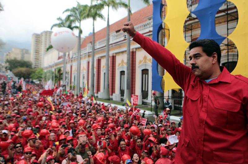 Maduro admite que poder&aacute; decretar estado de exce&ccedil;&atilde;o em regi&otilde;es cr&iacute;ticas