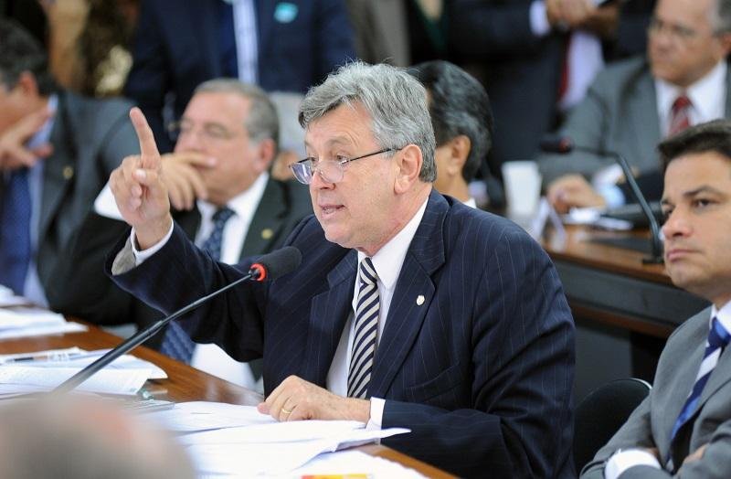 Luiz Carlos Heinze negou preconceito, mas pediu desculpas por palavras ofensivas
