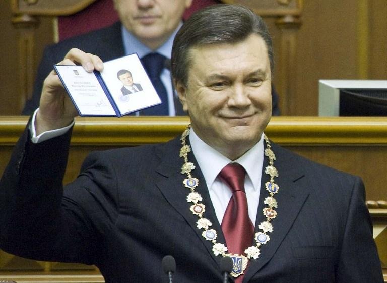Presidente ucraniano afirma que n&atilde;o pretende renunciar e denuncia golpe KIEV