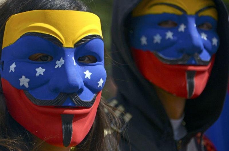 A Venezuela vivencia quase tr&ecirc;s semanas de protestos da oposi&ccedil;&atilde;o, liderados por estudantes 