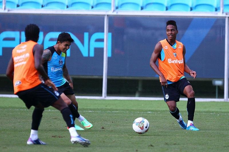 Wendell treina normalmente e deve enfrentar o Atl&eacute;tico Nacional