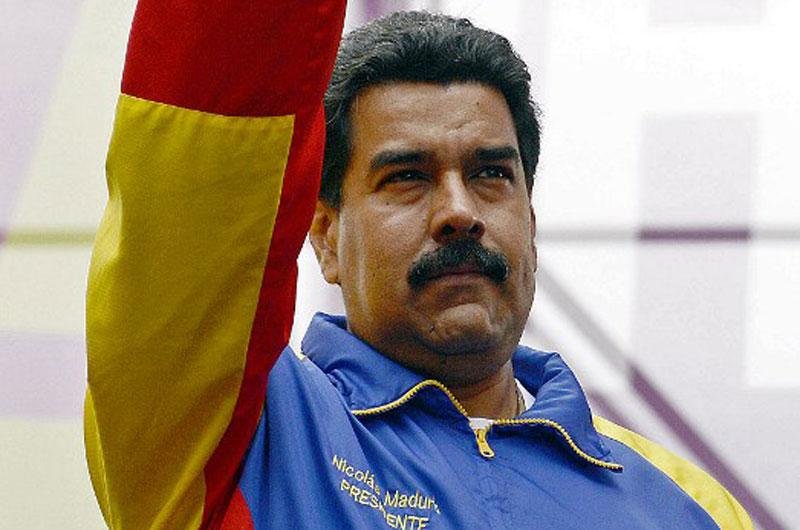 Maduro anuncia captura de "mercen&aacute;rio" que preparava "carros-bomba"