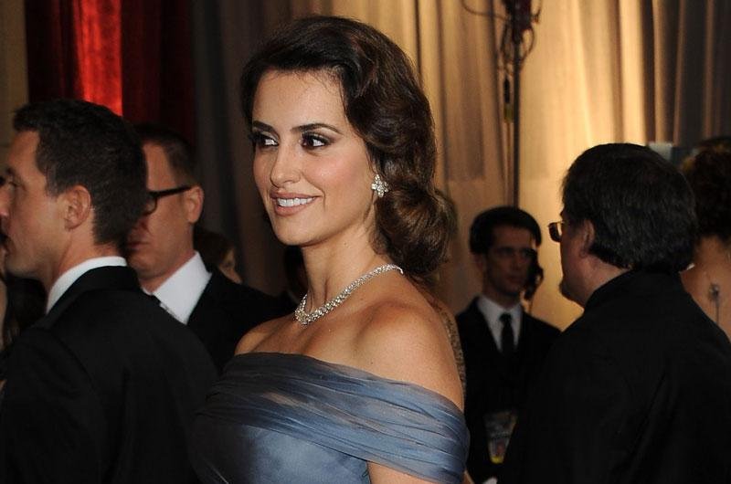 Pen&eacute;lope Cruz ser&aacute; uma das apresentadoras do Oscar
