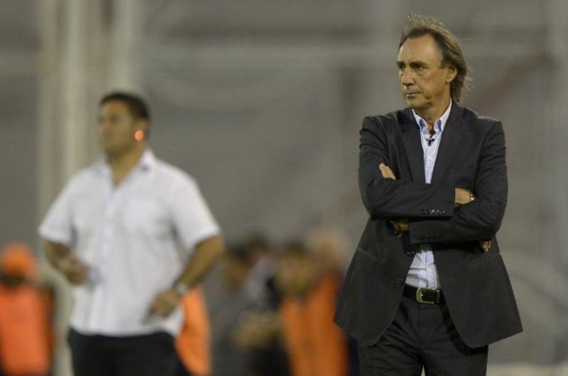 Miguel &Aacute;ngel Portugal voltou a pedir calma quando o assunto &eacute; ver o Imperador em campo durante mais tempo