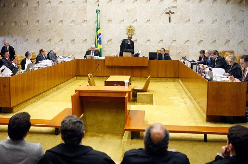 STF encerra sess&atilde;o e quatro votam por rejeitar forma&ccedil;&atilde;o de quadrilha