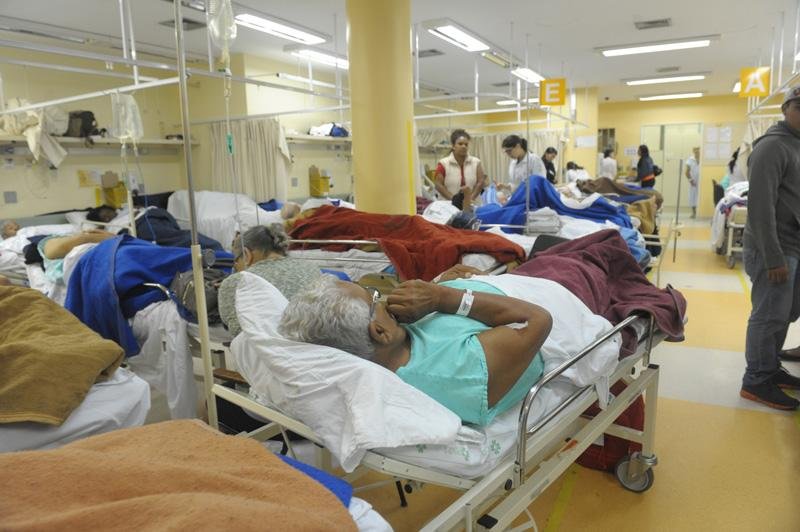 Hospitais enfrentam superlota&ccedil;&atilde;o em Porto Alegre