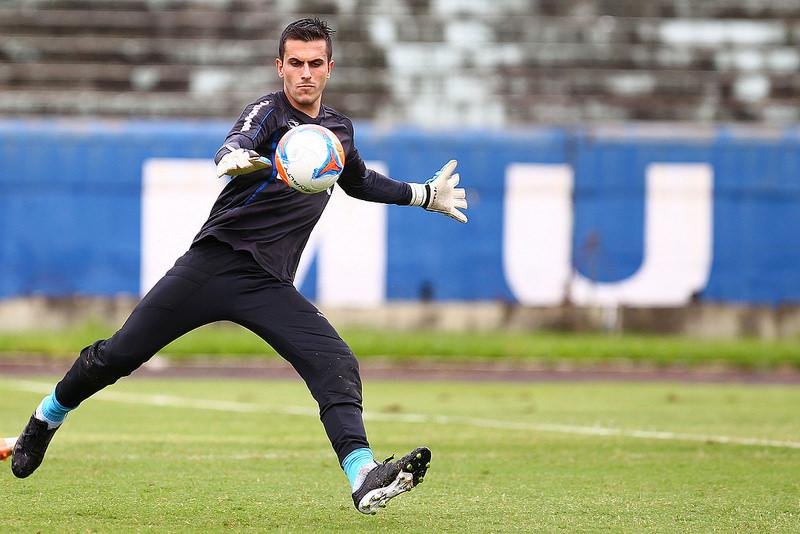 Goleiro Grohe deve atuar contra o S&atilde;o Paulo de Rio Grande