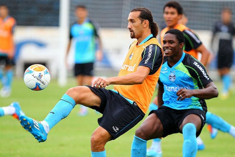 Gr&ecirc;mio ter&aacute; time titular em Rio Grande