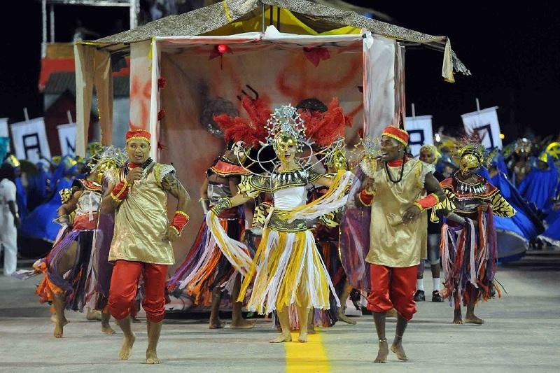 A Academia de Samba Puro voltou a desfilar no Grupo Especial do Carnaval de Porto Alegre