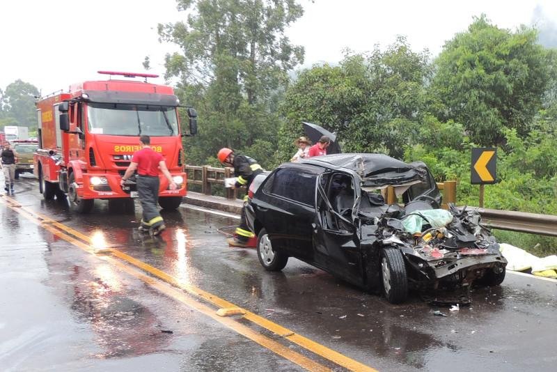 Motorista de Prisma com placas de Porto Alegre morreu na BR 386