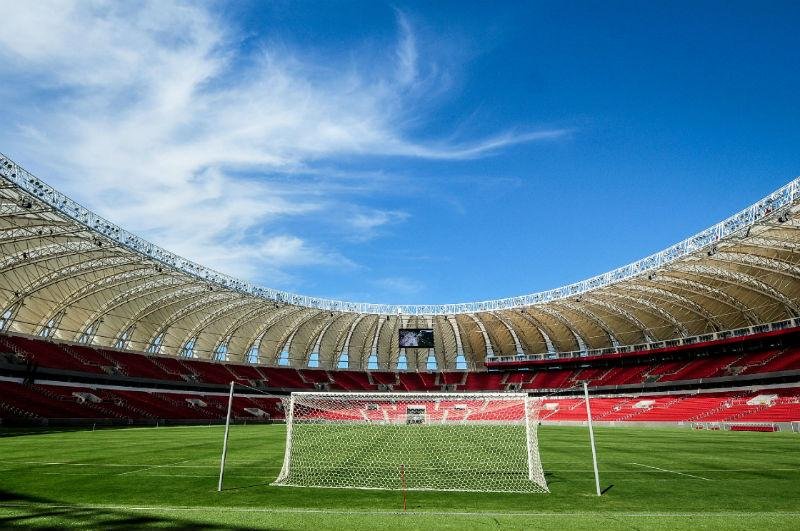 Beira-Rio &eacute; um dos cinco est&aacute;dios que n&atilde;o est&atilde;o conclu&iacute;dos