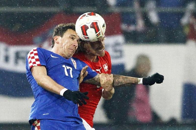  Cro&aacute;cia empata com a Su&iacute;&ccedil;a