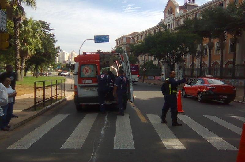 V&iacute;tima recebeu os primeiros socorros no local e foi encaminhada ao HPS