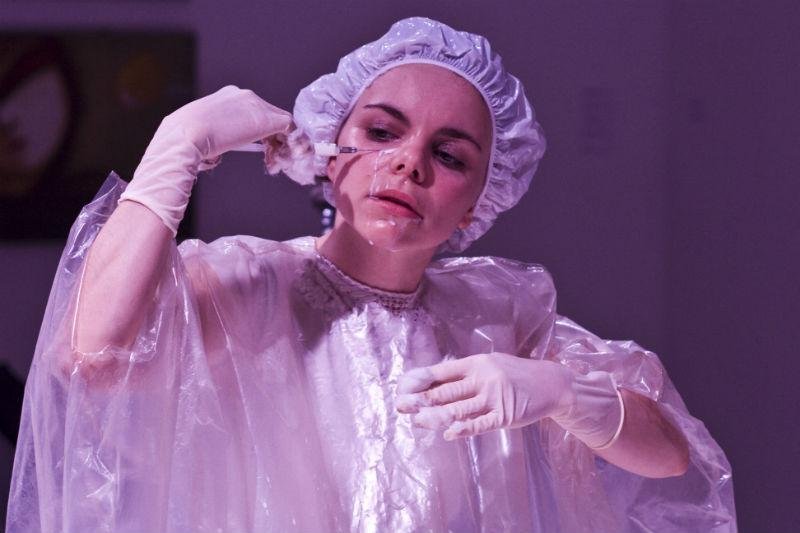 Sissi Venturin em espet&aacute;culo Alice que entra em cartaz nesta quinta