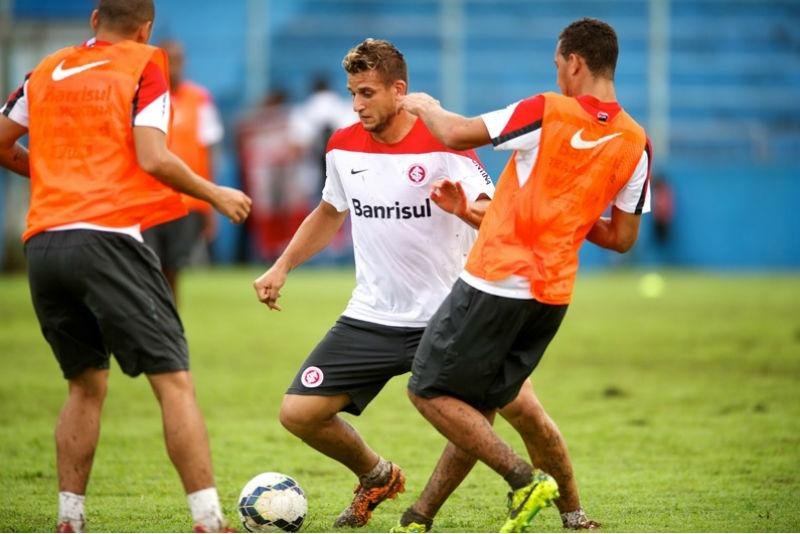 Inter de Rafael Moura estreia na Copa do Brasil nesta quarta