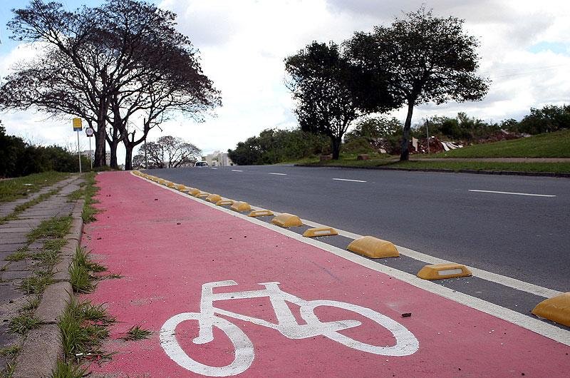 Justi&ccedil;a determina que EPTC destine 20% das multas para ciclovias