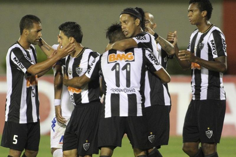 Atl&eacute;tico-MG empata em 2 a 2 com Nacional do Paraguai 