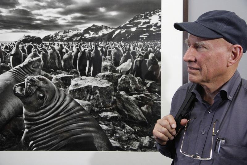 Mostra de fotos de Sebasti&atilde;o Salgado em Porto Alegre 