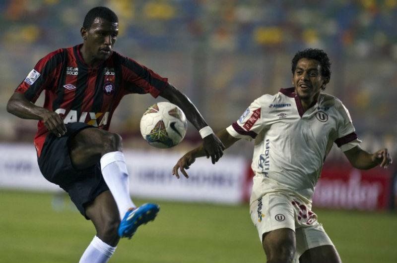 Atl&eacute;tico chegou a seis pontos e divide lideran&ccedil;a com The Strongest e V&eacute;lez