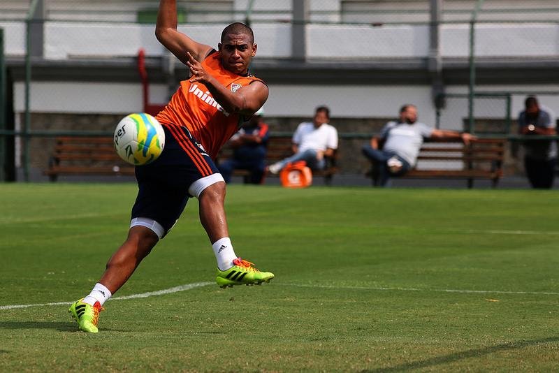 Renato acredita que com mais tempo Walter poderia ir &agrave; Copa do Mundo