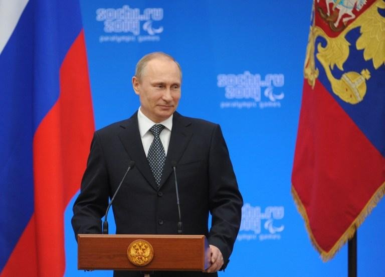 Putin assina decreto que reconhece independ&ecirc;ncia da Crimeia