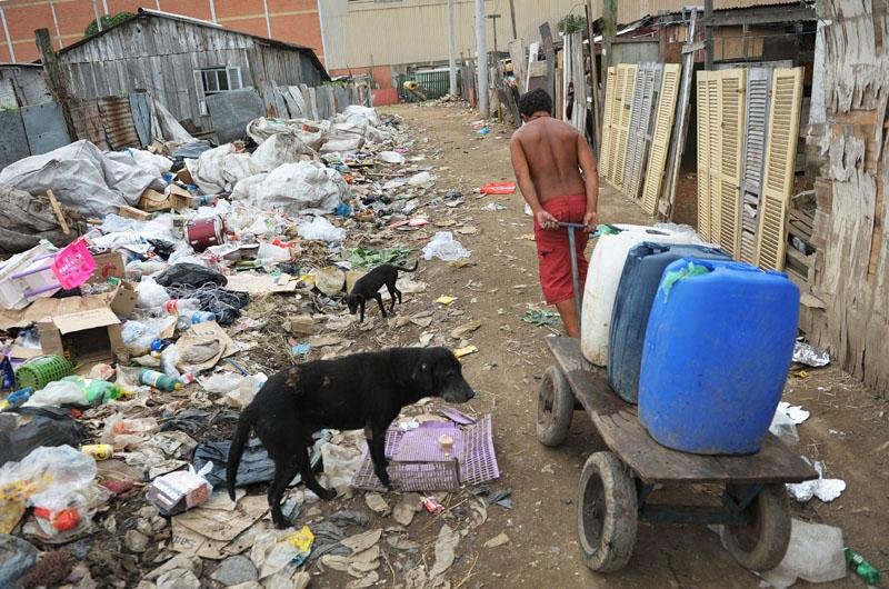 Rio Grande do Sul registra que 11,8% da popula&ccedil;&atilde;o n&atilde;o tem abastecimento regular