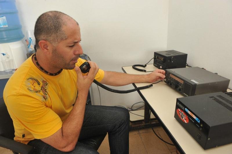 Por r&aacute;dio, Lopes alertava  pescadores