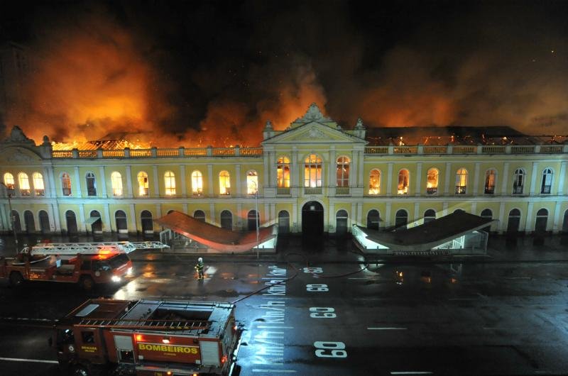 Inc&ecirc;ndio aconteceu em julho de 2013