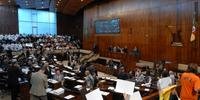 AL vota incentivo das estruturas temporárias no Beira-Rio