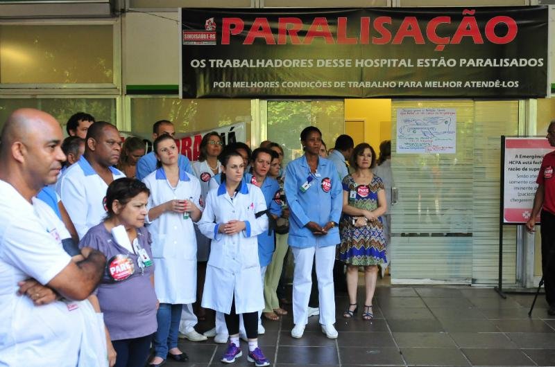 Profissionais cruzaram os bra&ccedil;os