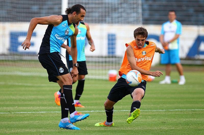 Jogadores foram divididos em dois grupos