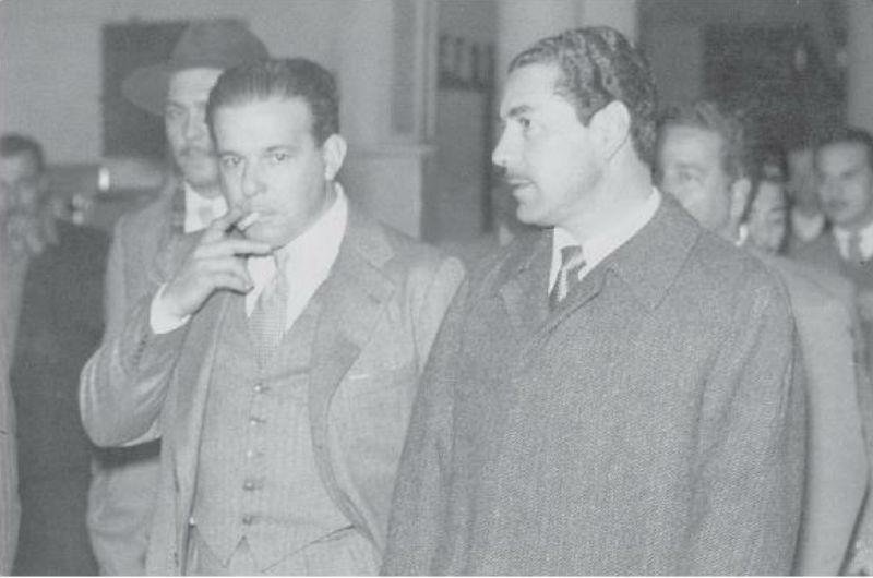 Jango, j&aacute; deposto, ao lado de Leonel Brizola, governador ga&uacute;cho, em 1965