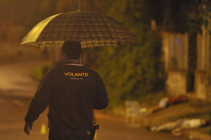 Entre os mortos, est&atilde;o dois menores de 14 e 17 anos e um adulto de 28 anos