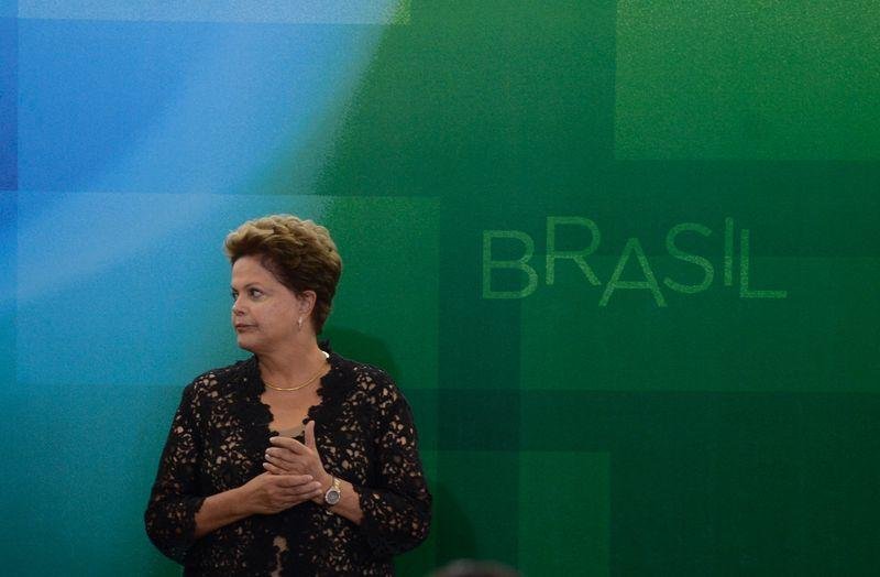 Ao todo, a Petrobras pagou US$ 1,2 bilh&atilde;o, em duas etapas, para comprar uma refinaria 