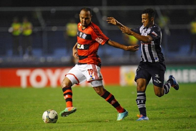 Cariocas marcaram 2x1 contra o time do Equador