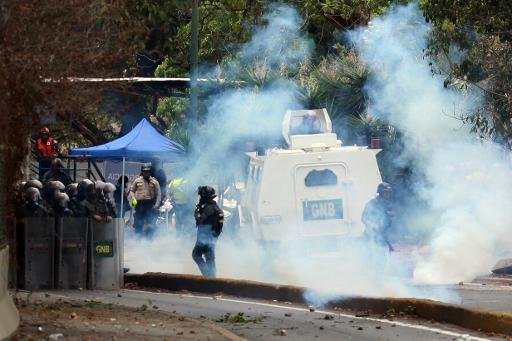 Manifesta&ccedil;&atilde;o na Venezuela deixa sete feridos